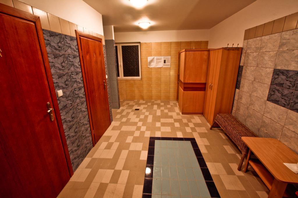 פולטוסק Hotel Milord מראה חיצוני תמונה
