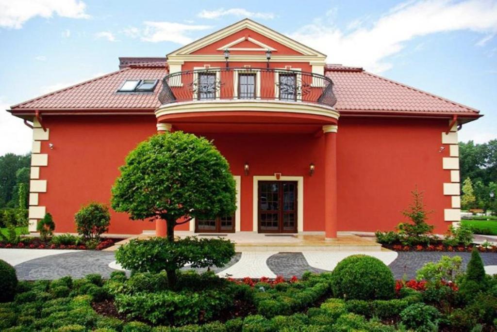 פולטוסק Hotel Milord מראה חיצוני תמונה