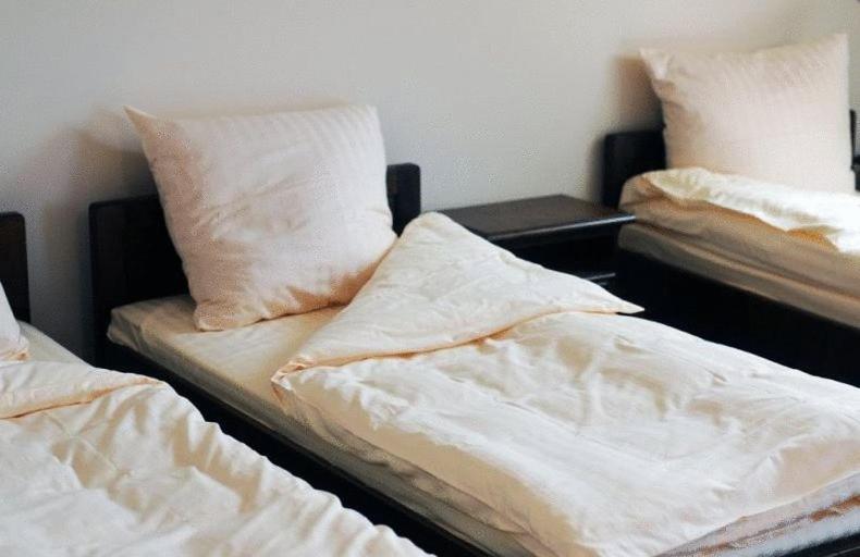 פולטוסק Hotel Milord מראה חיצוני תמונה